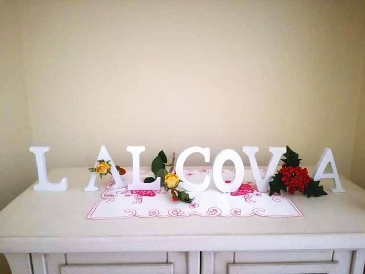 L 'Alcova Holidays Home Centro Storico 세글리에 메사피카 외부 사진